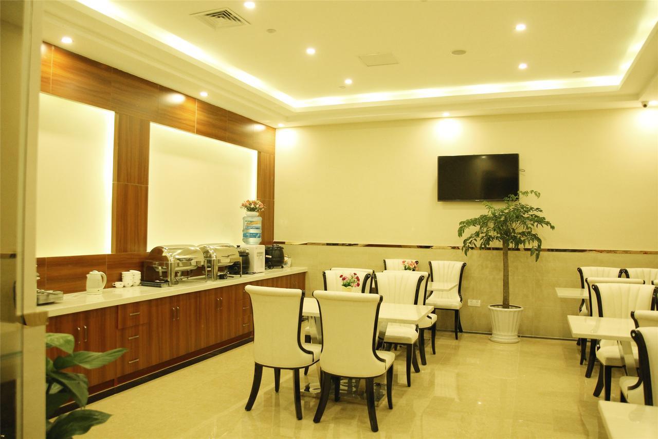 Greentree Inn Gansu Baiyin East Bus Station Lanbao Road Express Hotel Exterior photo